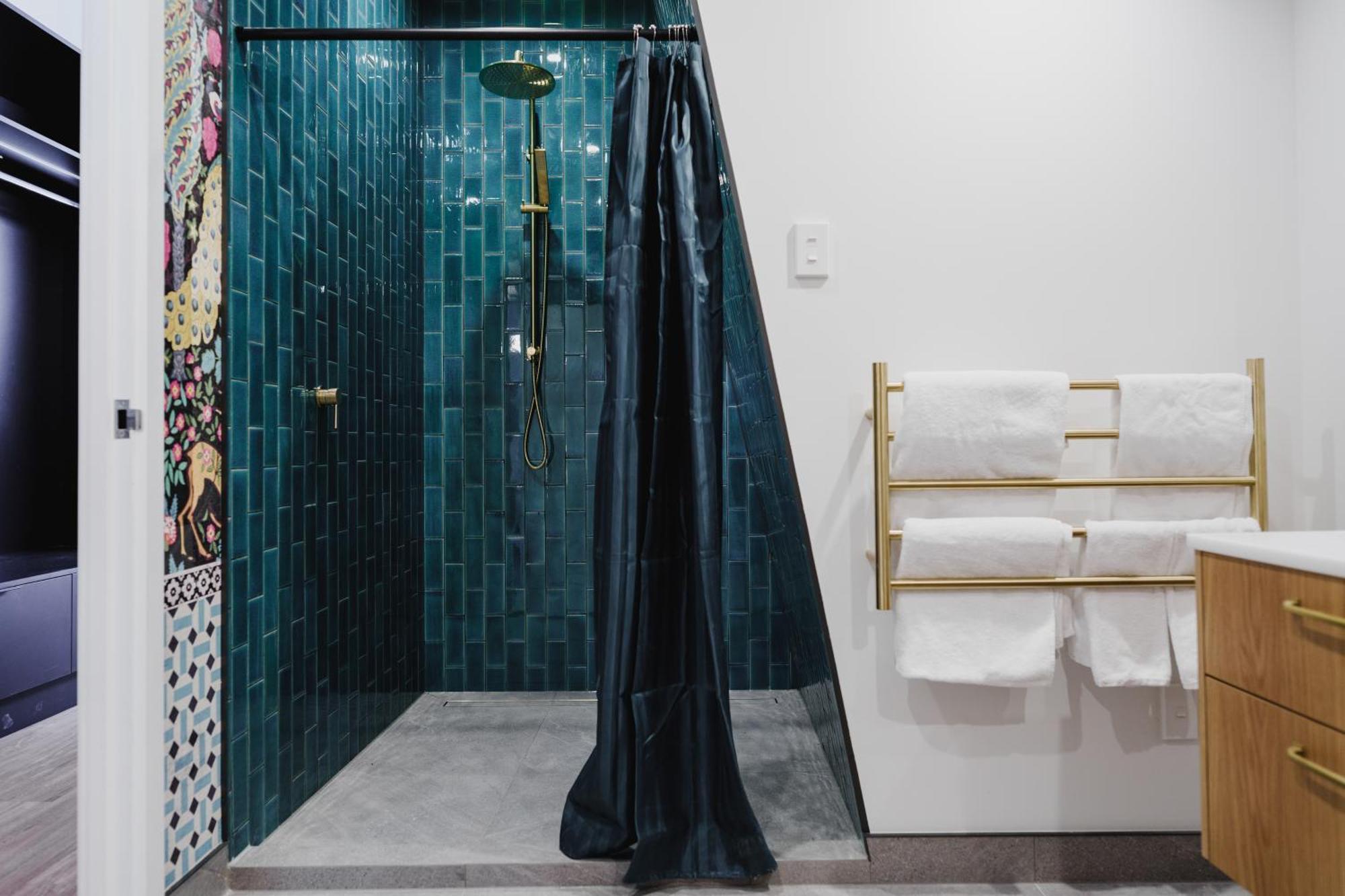 فندق The Chamberson ديوندين المظهر الخارجي الصورة A shower curtain