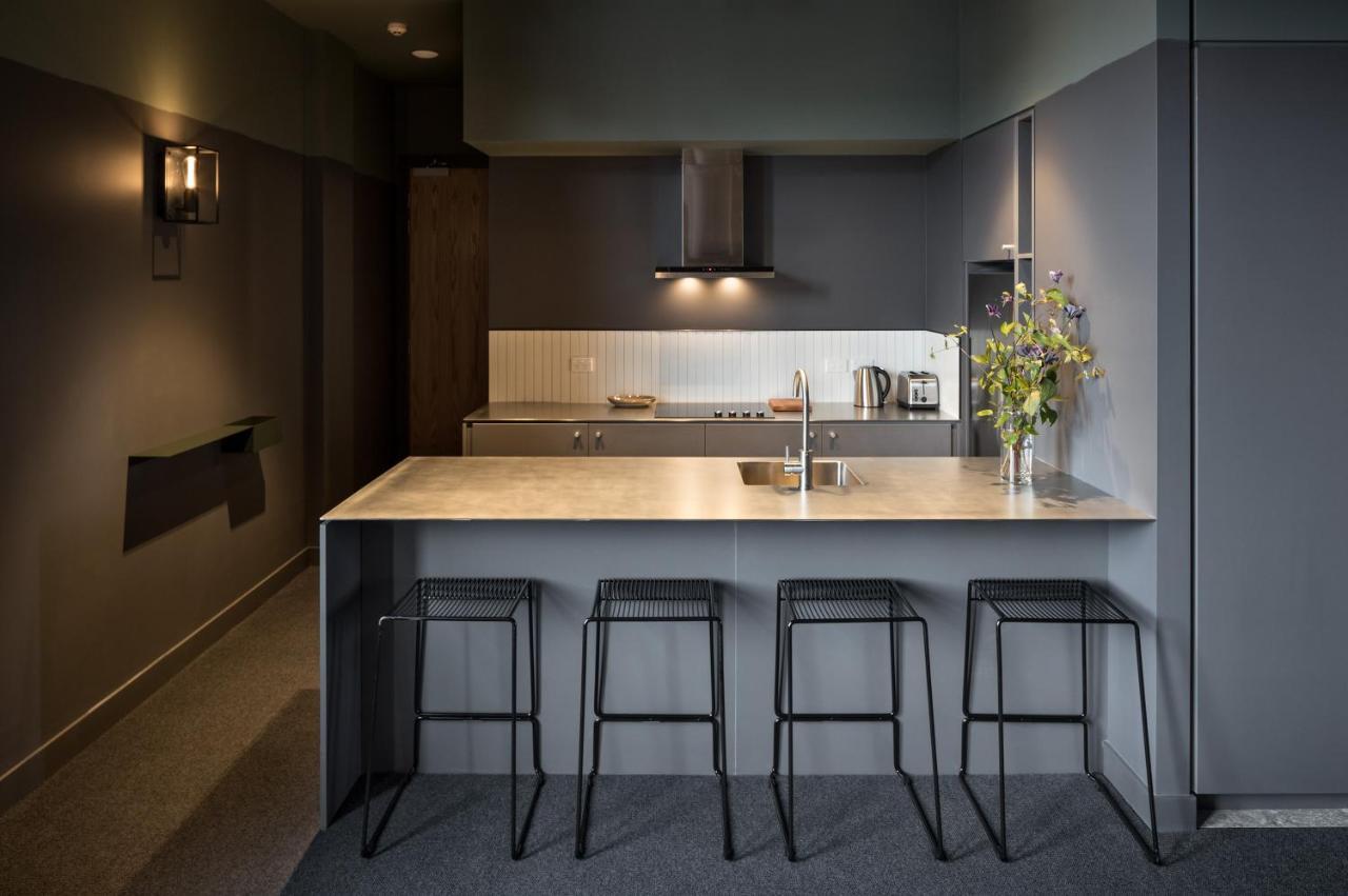 فندق The Chamberson ديوندين المظهر الخارجي الصورة A kitchen in a student apartment at the University of Sheffield